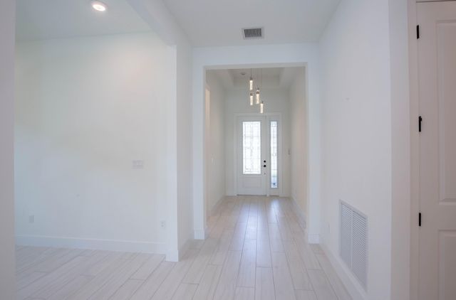 5576 Captiva Lane, The Acreage, FL 33470