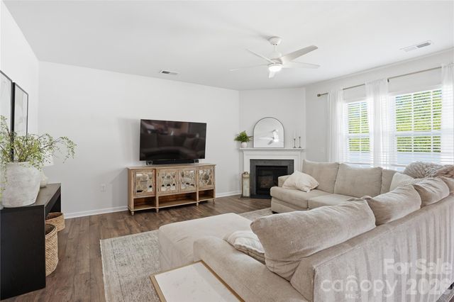 3215 Aransas Road, Charlotte, NC 28214