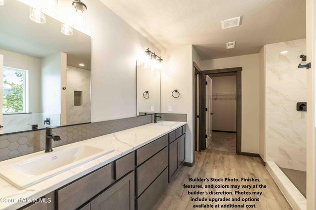 2707 N Neptune ST, Post Falls, ID 83854