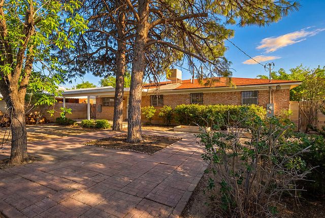 4721 Comanche Road NE, Albuquerque, NM 87110