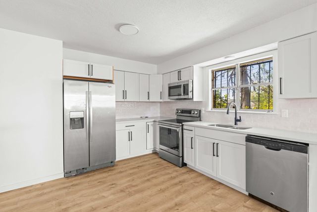 4721 Comanche Road NE, Albuquerque, NM 87110