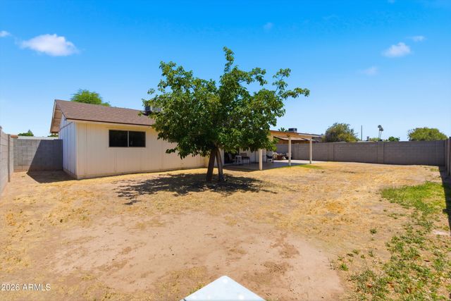 4401 W TURQUOISE Avenue, Glendale, AZ 85302