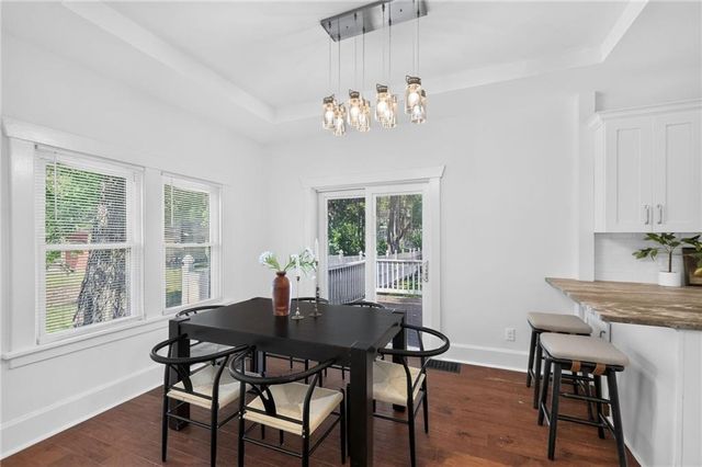 610 W Maple Avenue, Independence, MO 64050