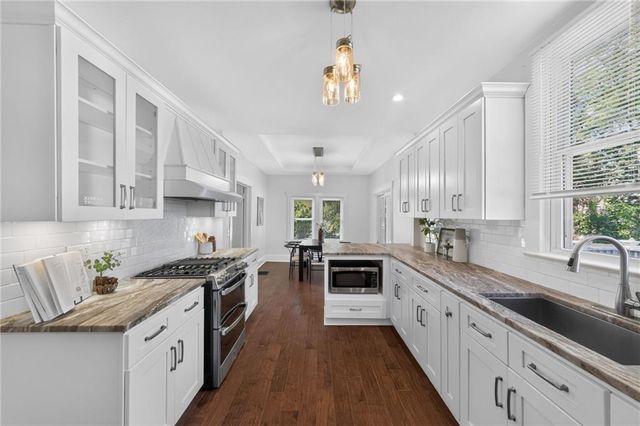 610 W Maple Avenue, Independence, MO 64050