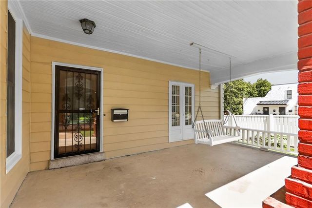 610 W Maple Avenue, Independence, MO 64050