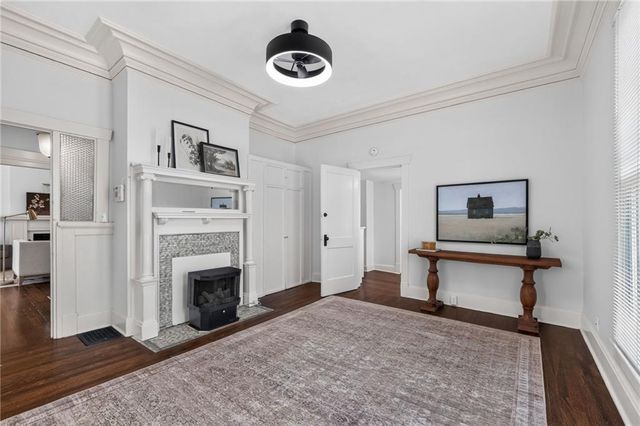 610 W Maple Avenue, Independence, MO 64050