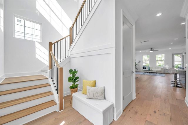 2369 BAHIA VISTA STREET, Sarasota, FL 34239
