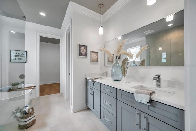 2369 BAHIA VISTA STREET, Sarasota, FL 34239