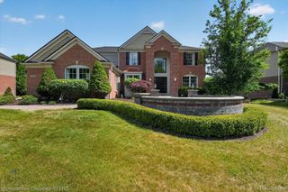 45094 Oak Forest Drive, Northville Township, MI 48168