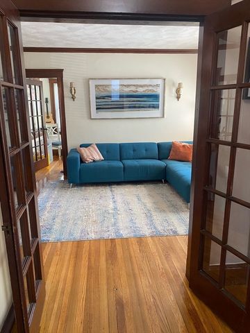 35 Eliot Street House, Brookline, MA 02467