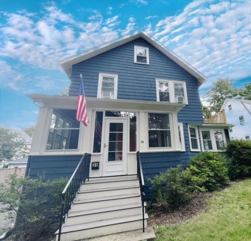 35 Eliot Street House, Brookline, MA 02467