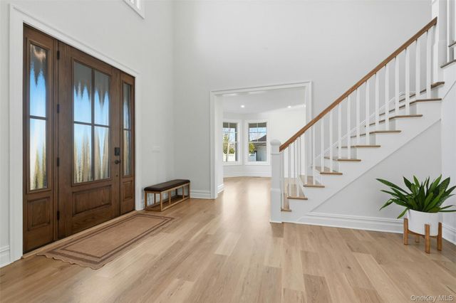 75 Crescent Court, Wading River, NY 11792