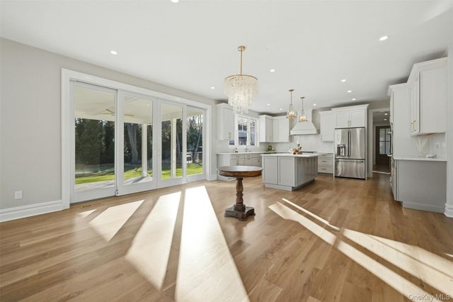 75 Crescent Court, Wading River, NY 11792