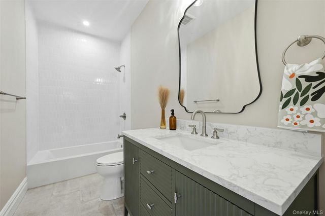 75 Crescent Court, Wading River, NY 11792