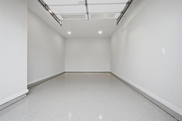 75 Crescent Court, Wading River, NY 11792