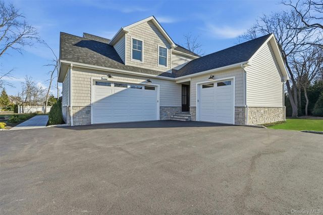 75 Crescent Court, Wading River, NY 11792