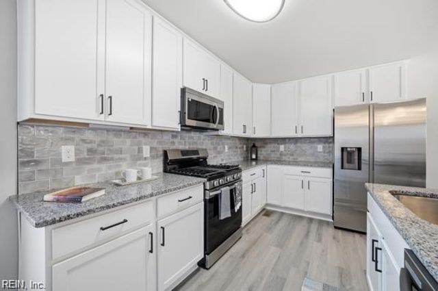 5006 Lacy CT, Suffolk, VA 23434