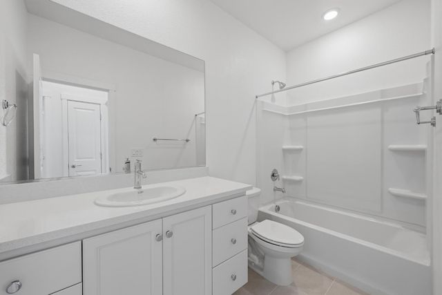 3161 Torrente Dr, Roseville, CA 95747