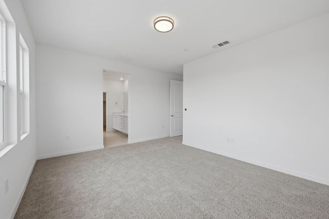 3161 Torrente Dr, Roseville, CA 95747