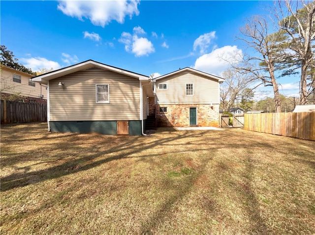 2385 Tarian Drive, Decatur, GA 30034