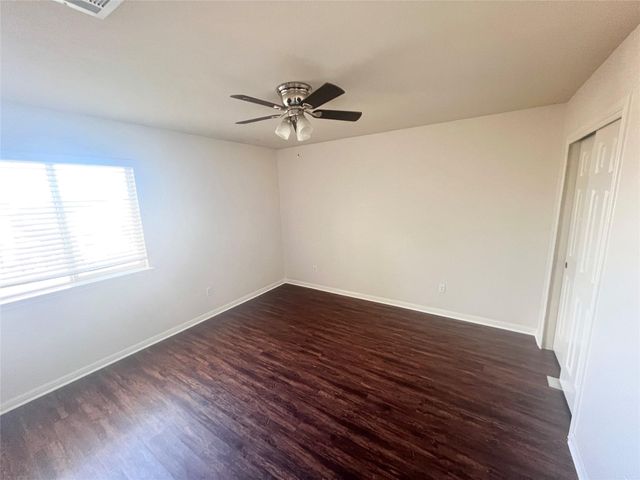 476 Nottingham LOOP, Kyle, TX 78640