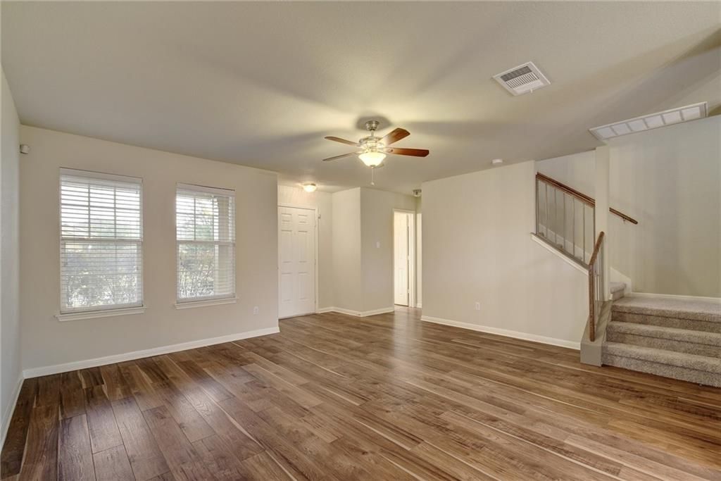 476 Nottingham LOOP, Kyle, TX 78640