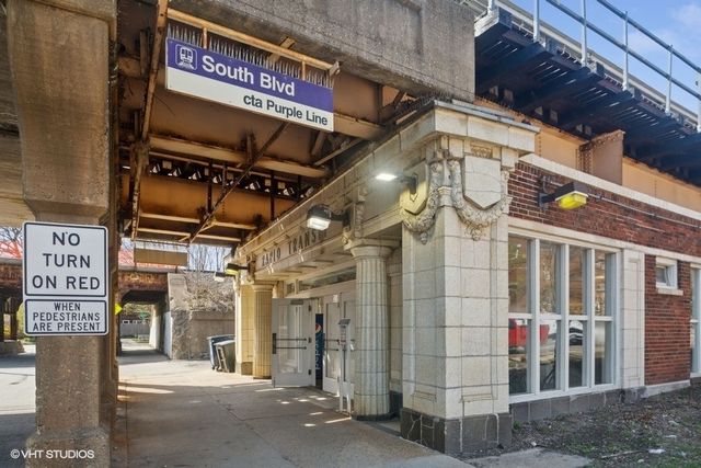 601 LINDEN Place 219, Evanston, IL 60202