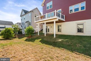 2454 CONQUEROR CT, Dumfries, VA 22026