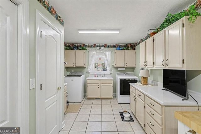 7266 Oak Arms Drive, Villa Rica, GA 30180