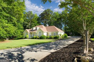 7266 Oak Arms Drive, Villa Rica, GA 30180