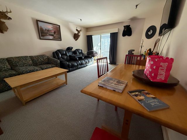 114 Club Sugarbush Road, Warren, VT 05674