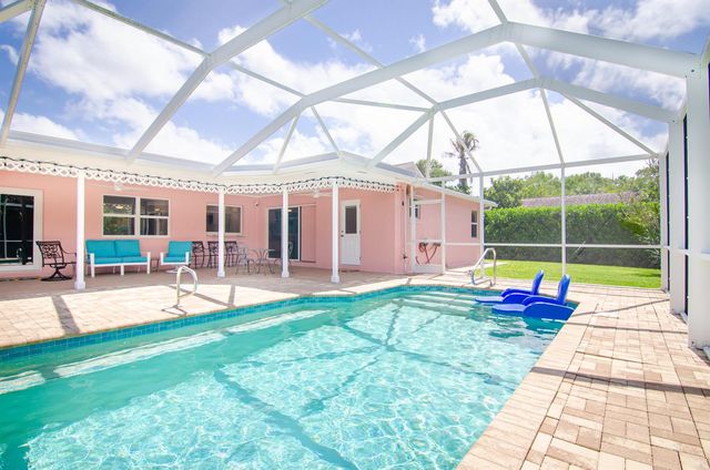 613 Oak Terrace, Jupiter, FL 33458
