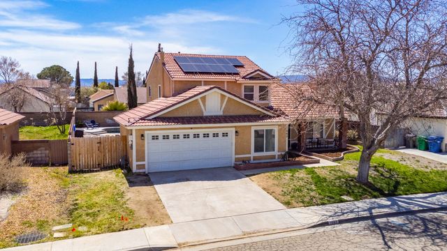 1662 W Lumber Street, Lancaster, CA 93534