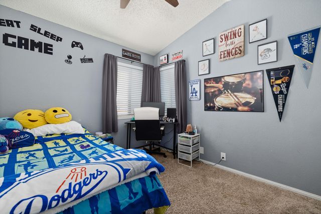 1662 W Lumber Street, Lancaster, CA 93534