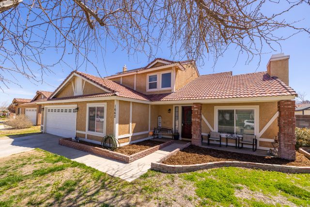 1662 W Lumber Street, Lancaster, CA 93534
