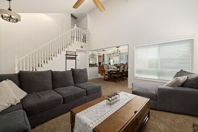 1662 W Lumber Street, Lancaster, CA 93534