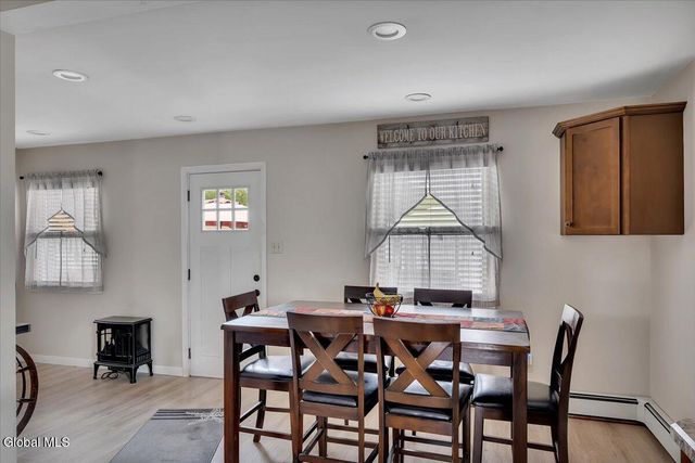 1009 N Westcott Road, Rotterdam, NY 12306