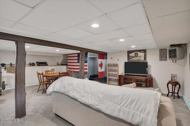 1009 N Westcott Road, Rotterdam, NY 12306