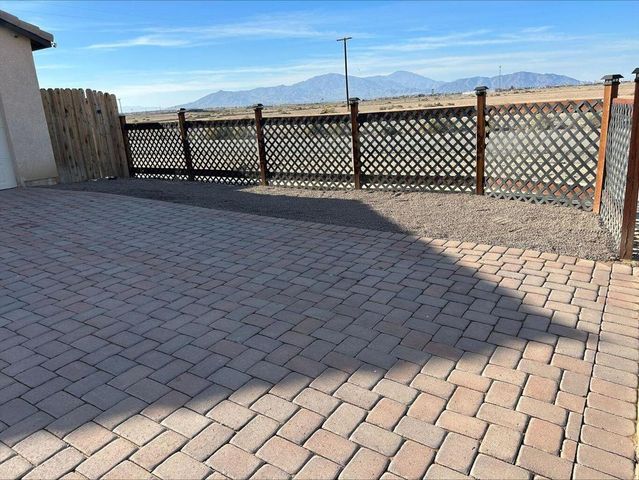 1967 Sterling Avenue, Thermal, CA 92274