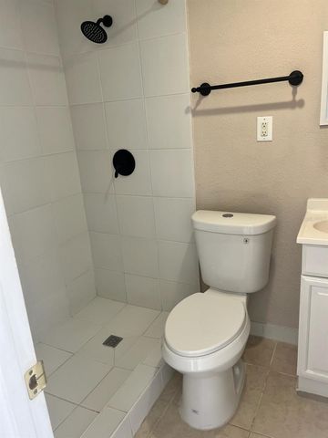 9219 N 28TH STREET, Tampa, FL 33612