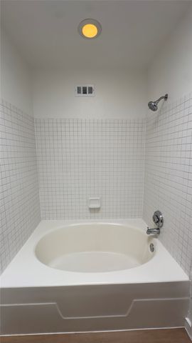 4214 Buena Vista Street 8, Dallas, TX 75205