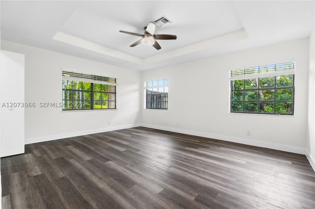 7261 140th Ave N, West Palm Beach, FL 33412