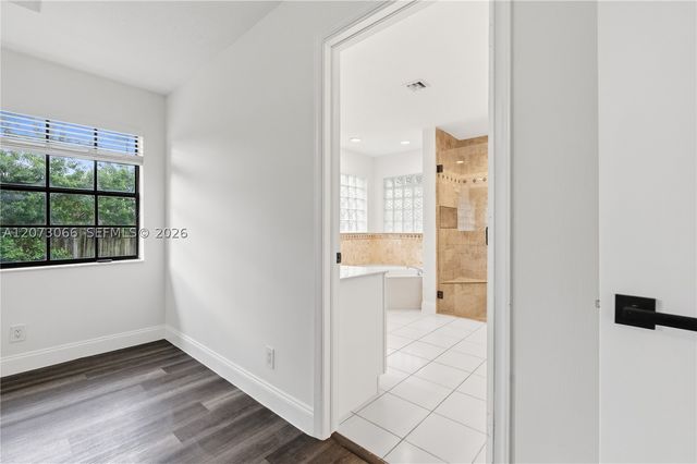 7261 140th Ave N, West Palm Beach, FL 33412