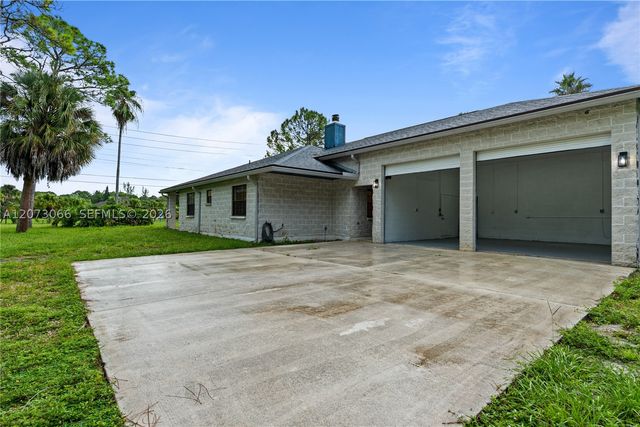 7261 140th Ave N, West Palm Beach, FL 33412
