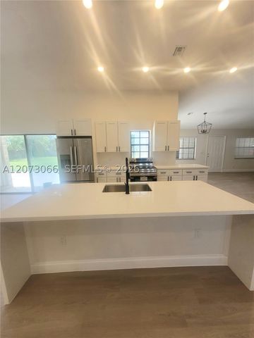 7261 140th Ave N, West Palm Beach, FL 33412