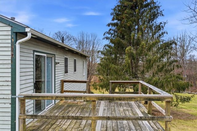 7 Brookview Court, Westerly, RI 02891