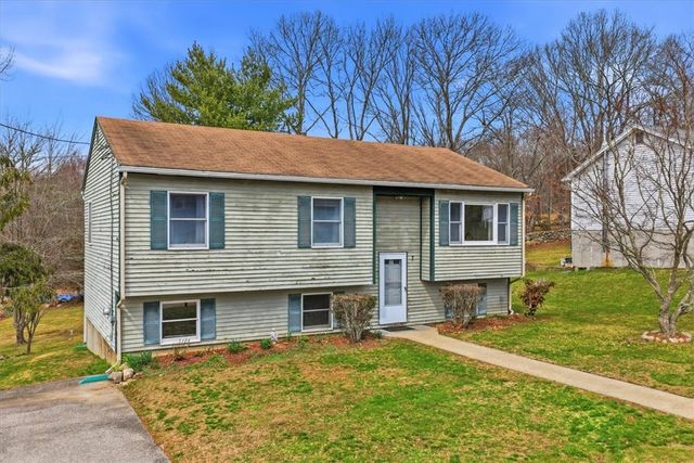 7 Brookview Court, Westerly, RI 02891