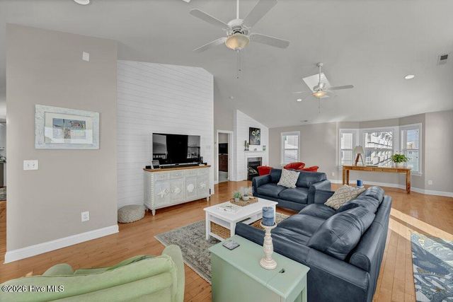 301 Carolina Beach Avenue S Unit 2, Carolina Beach, NC 28428