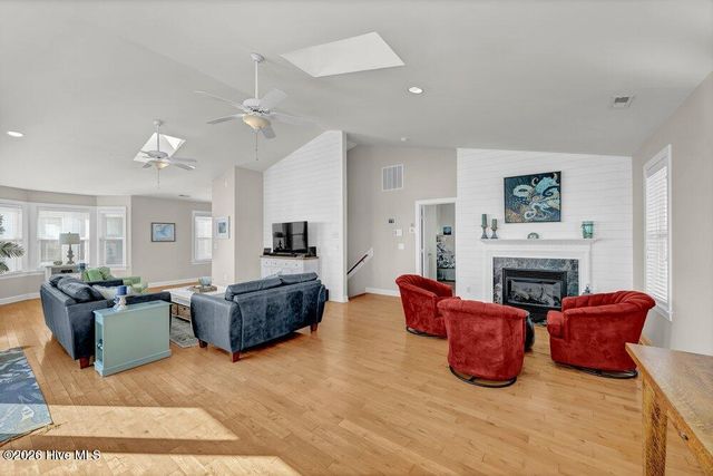 301 Carolina Beach Avenue S Unit 2, Carolina Beach, NC 28428