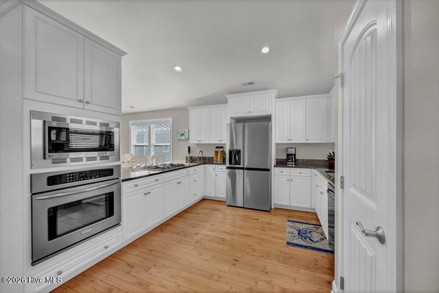 301 Carolina Beach Avenue S Unit 2, Carolina Beach, NC 28428